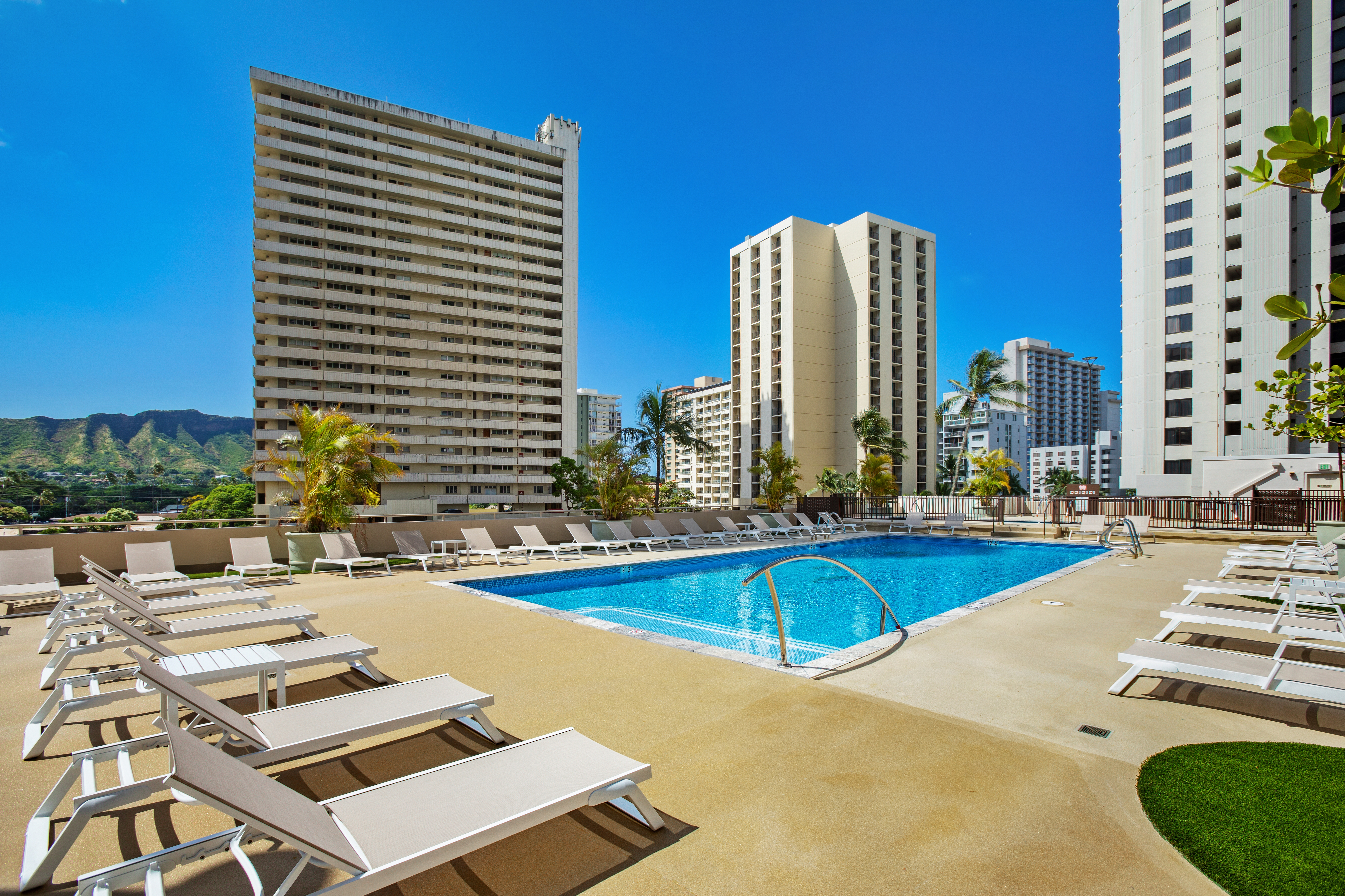 Aston at the Waikiki Banyan, a family-friendly stay in Oahu