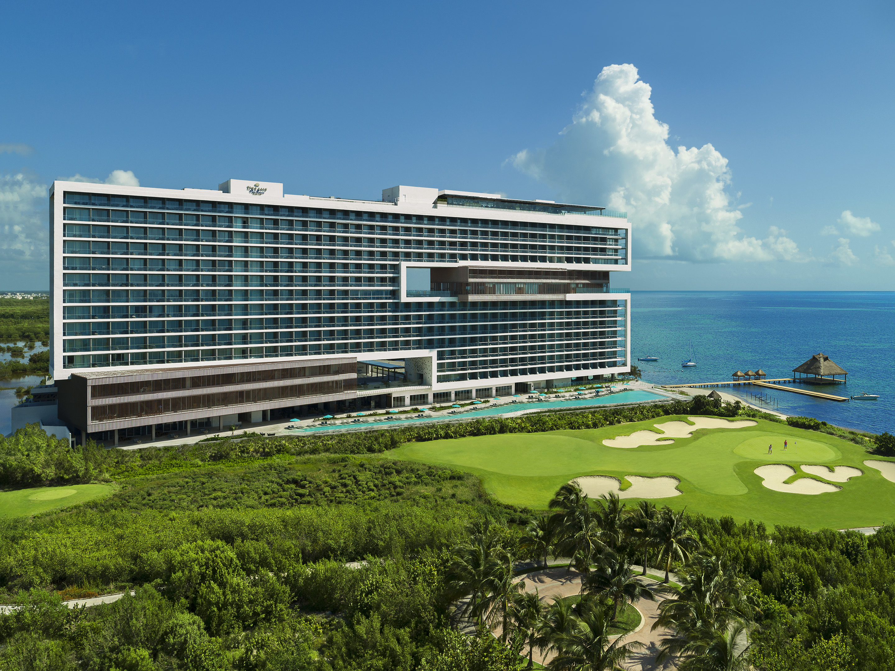 Dreams Vista Cancun Golf & Spa Resort, a family-friendly stay in Cancun