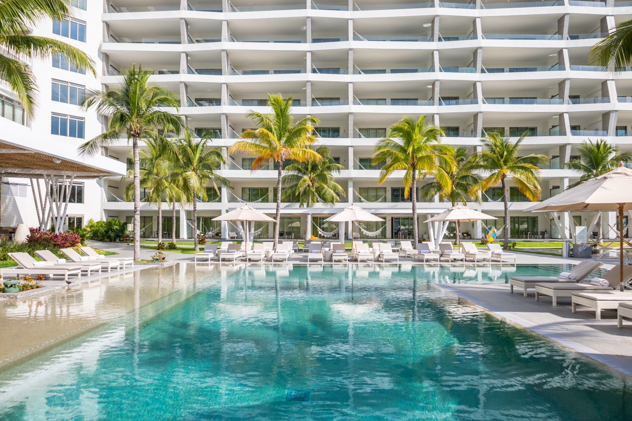 Garza Blanca Resort & Spa Cancun, a family-friendly stay in Cancun