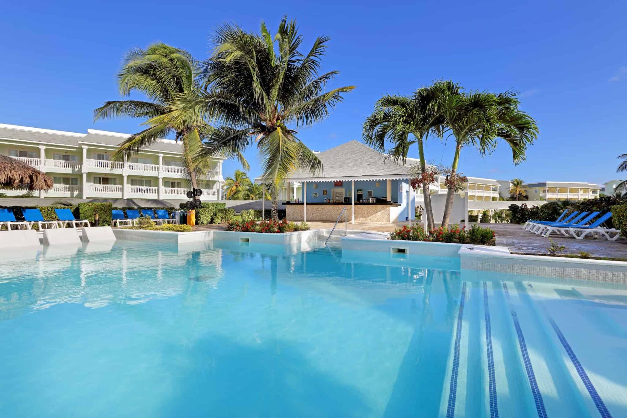 Grand Palladium Lady Hamilton Resort & Spa, a family-friendly stay in Jamaica