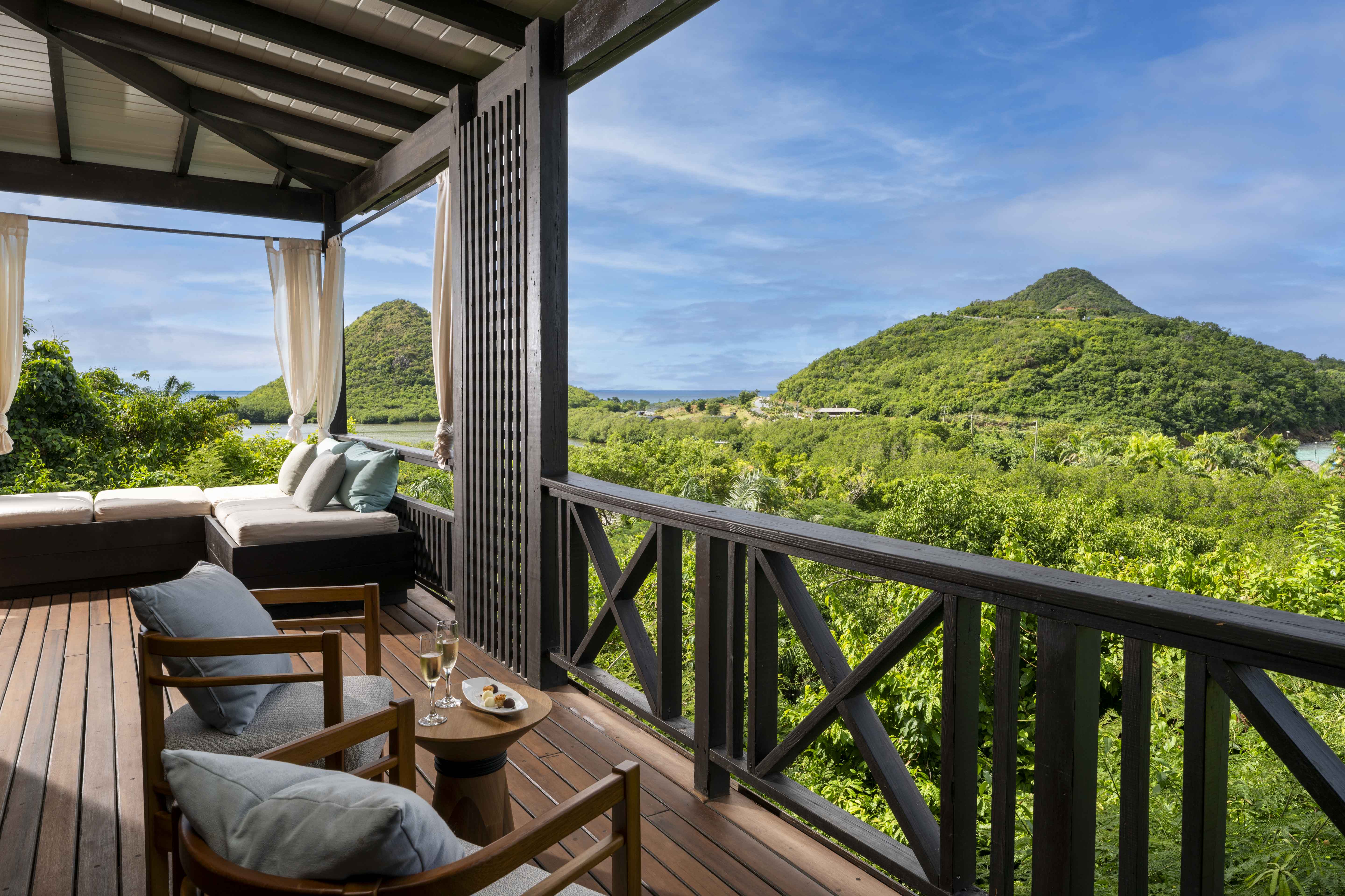 Hermitage Bay, a family-friendly stay in Antigua