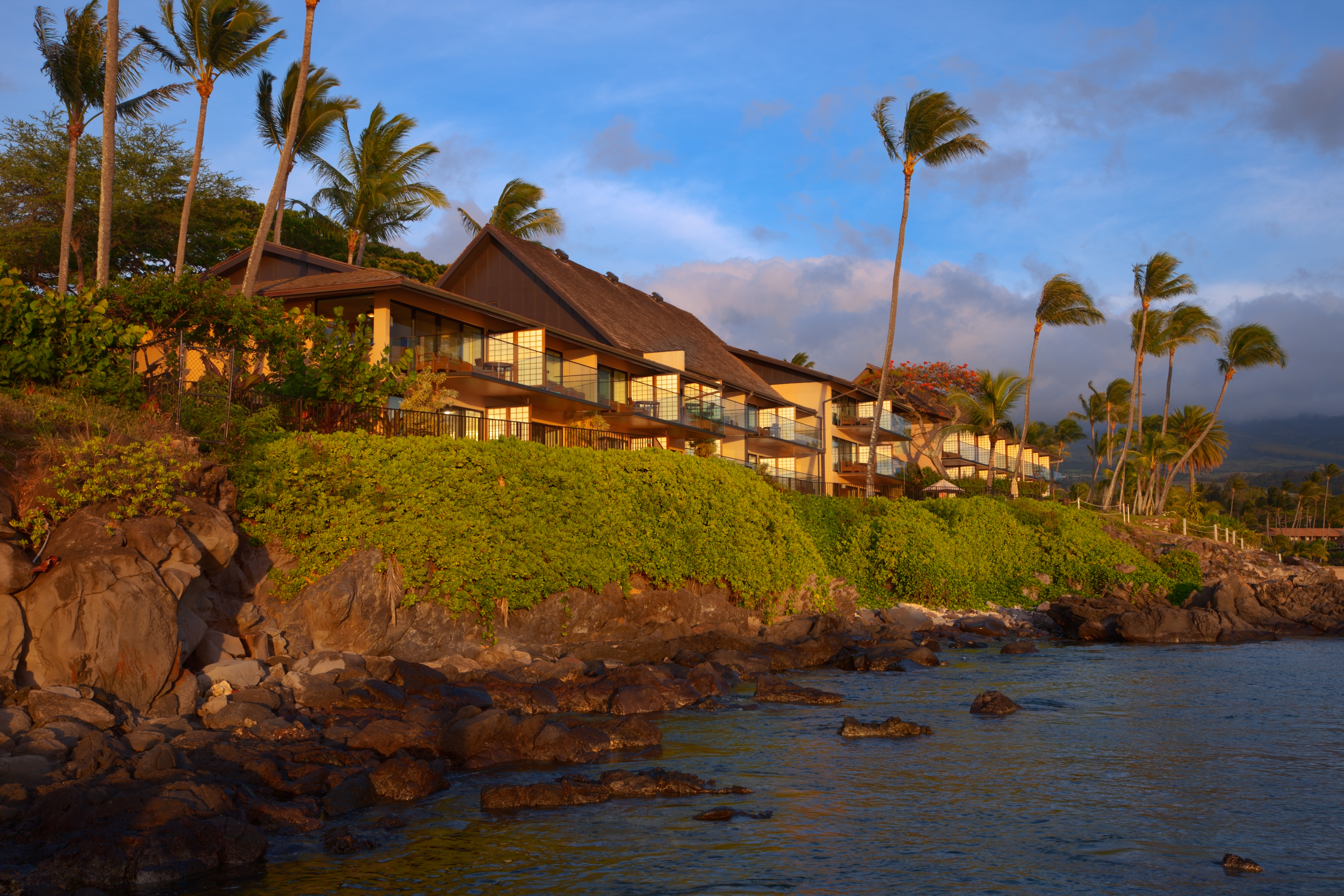 Napili Kai Beach Resort, a family-friendly stay in Maui