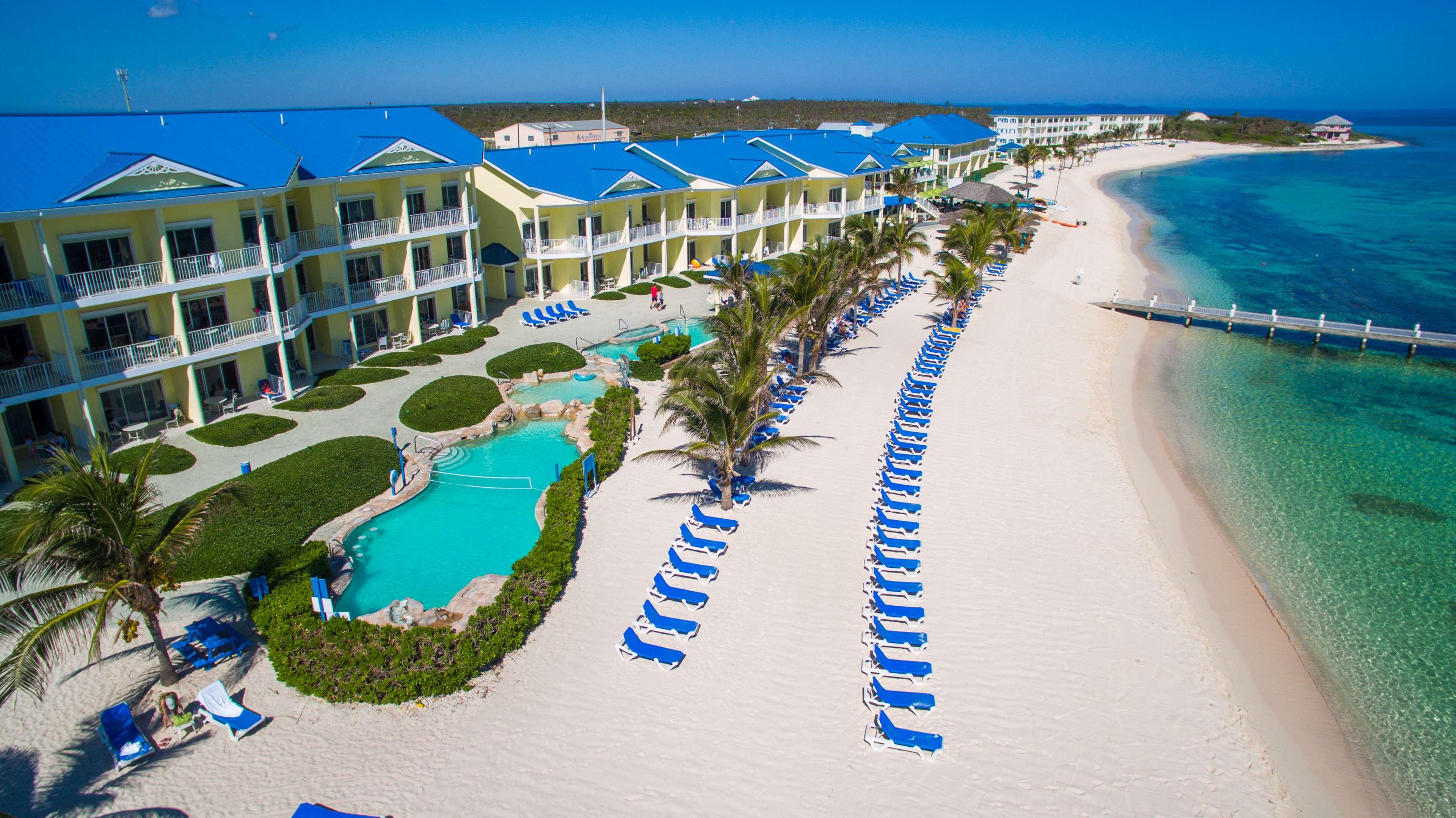 Wyndham Reef Resort, a family-friendly stay in Cayman Islands